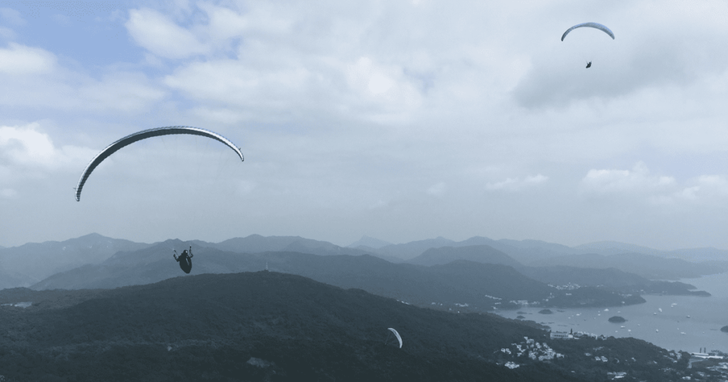 西貢昂平山頂營地滑翔傘